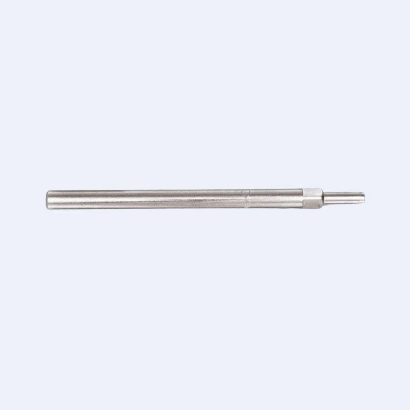 Outil pour cheville à frapper